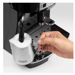Expresso avec broyeur Delonghi MAGNIFICA S ECAM22.140.B NOIR
