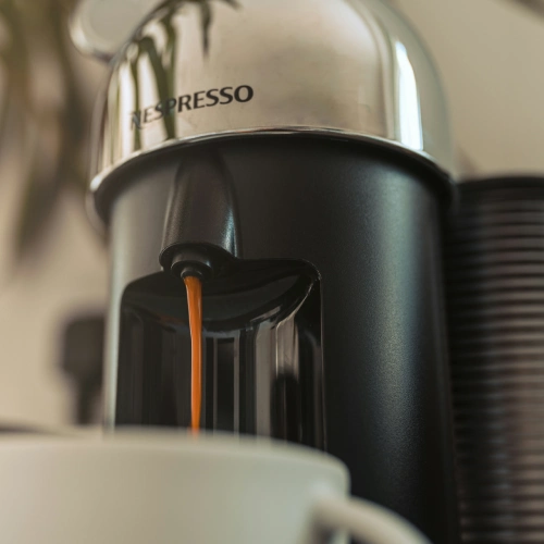 Préparer l’hiver : Comment détartrer votre machine à café comme un pro ?